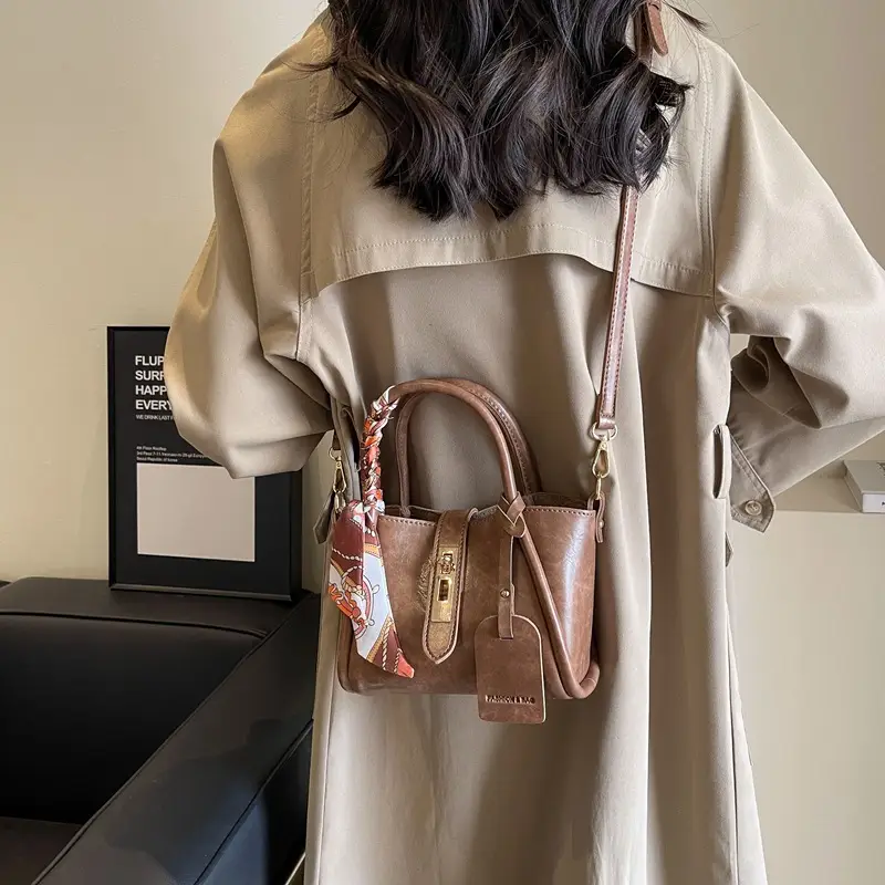 Retro Maillard Texture Handbag Women 2025 New Fashion - Image 6