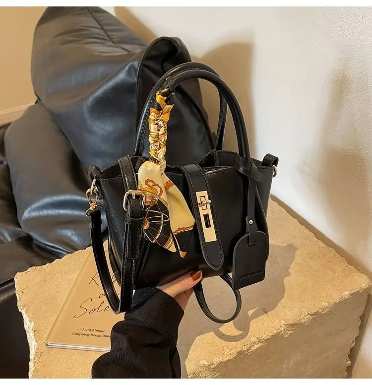 Retro Maillard Texture Handbag Women 2025 New Fashion — feature 16
