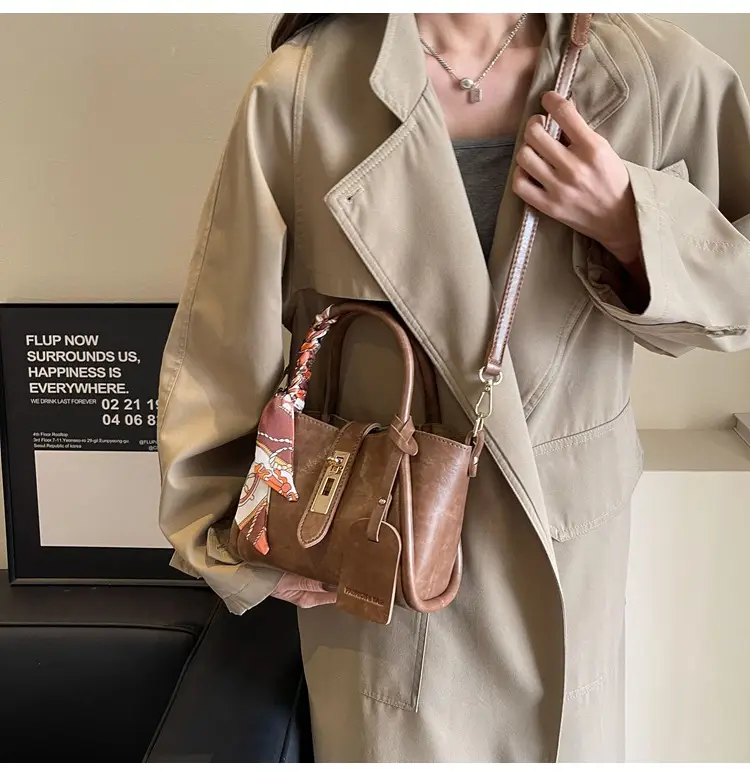 Retro Maillard Texture Handbag Women 2025 New Fashion — feature 30