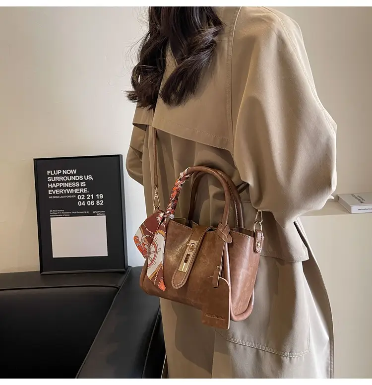 Retro Maillard Texture Handbag Women 2025 New Fashion — feature 31
