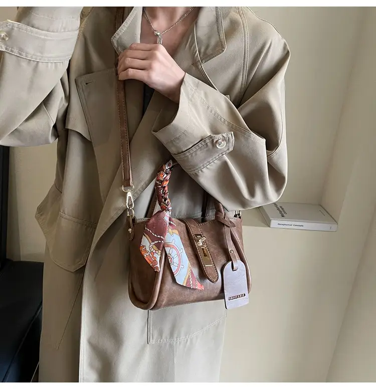 Retro Maillard Texture Handbag Women 2025 New Fashion — feature 34