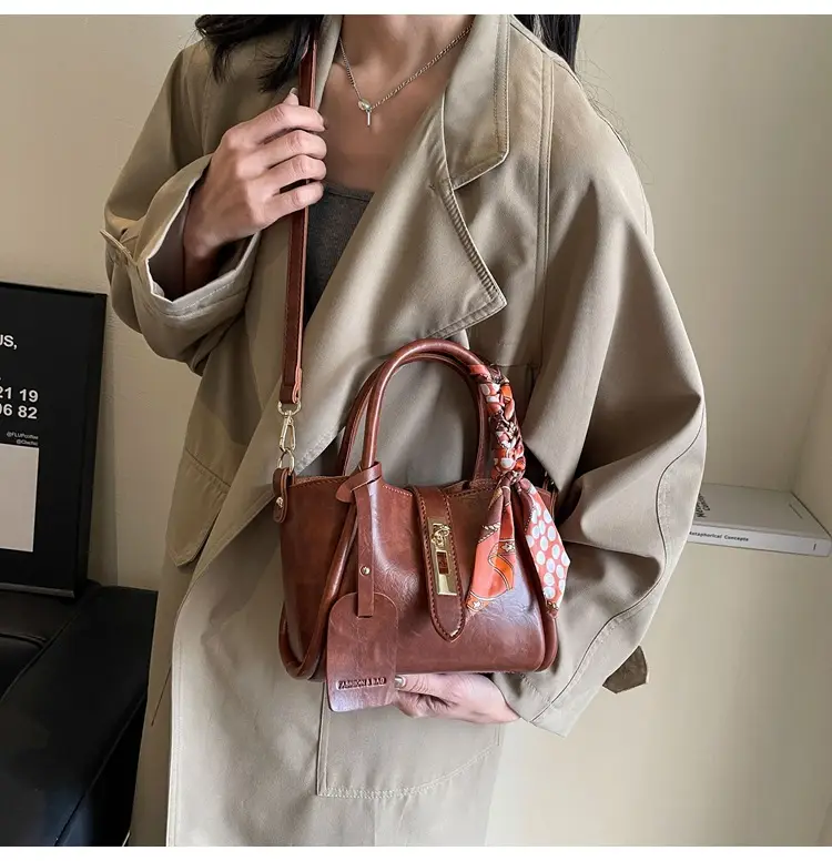 Retro Maillard Texture Handbag Women 2025 New Fashion — feature 36