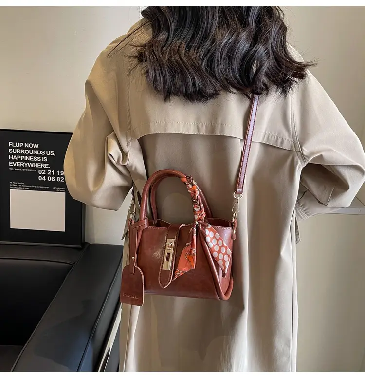 Retro Maillard Texture Handbag Women 2025 New Fashion — feature 38