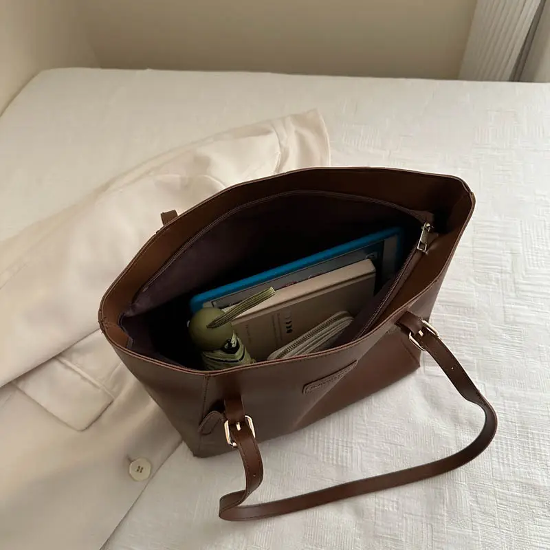Brown Large Capacity Women's Shoulder Bag 2024 - Image 8