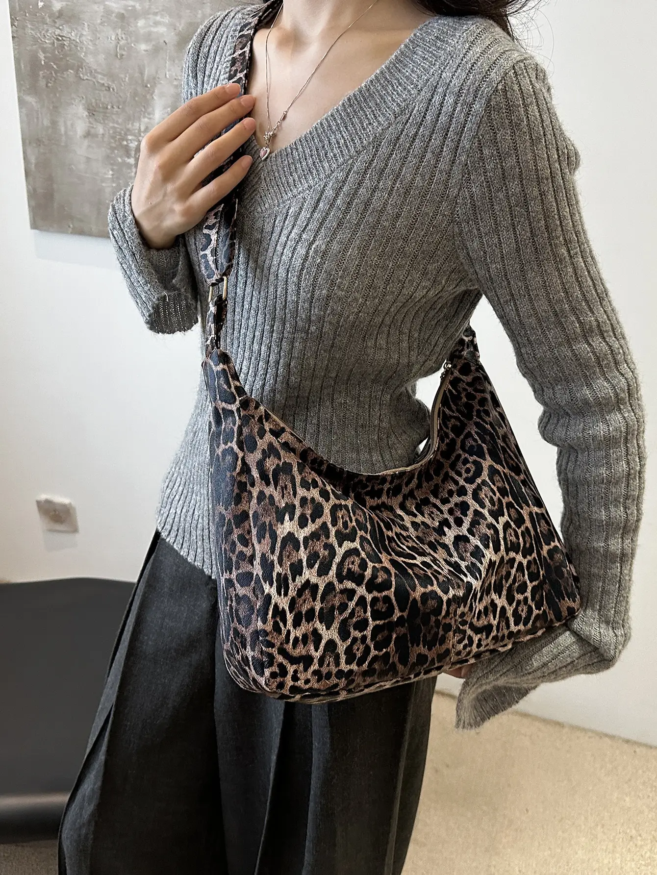 Leopard Print Large Crossbody Bag Women 2024 - Image 5