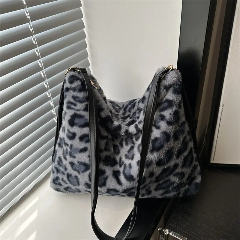 Winter Plush Leopard Print Mao Mao Shoulder Tote Bag - Image 3
