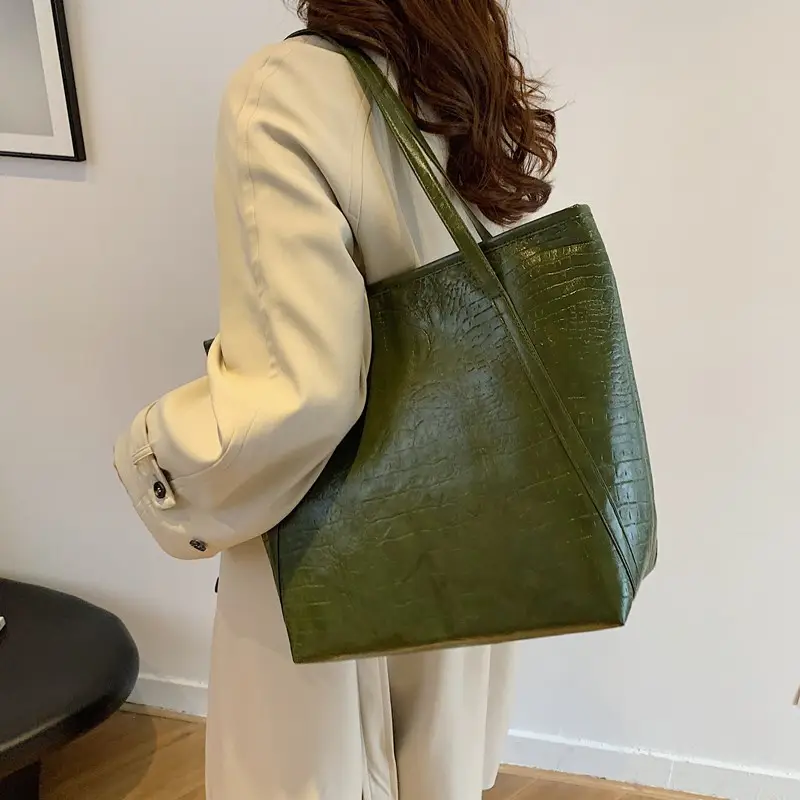 Red Croc Leather Tote Bag for Women Large Capacity - Image 10
