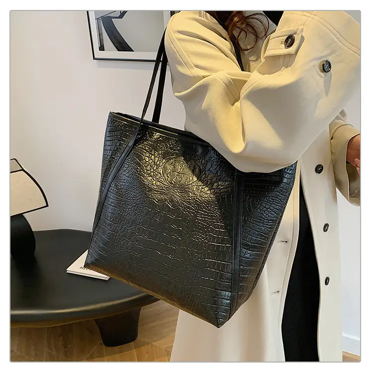 Red Croc Leather Tote Bag for Women Large Capacity — feature 15