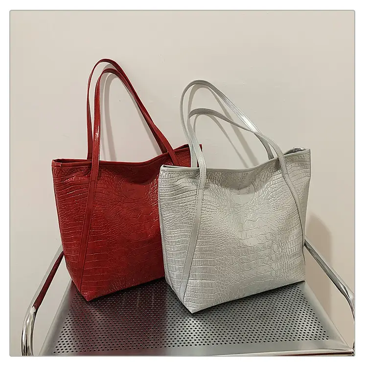 Red Croc Leather Tote Bag for Women Large Capacity — feature 38