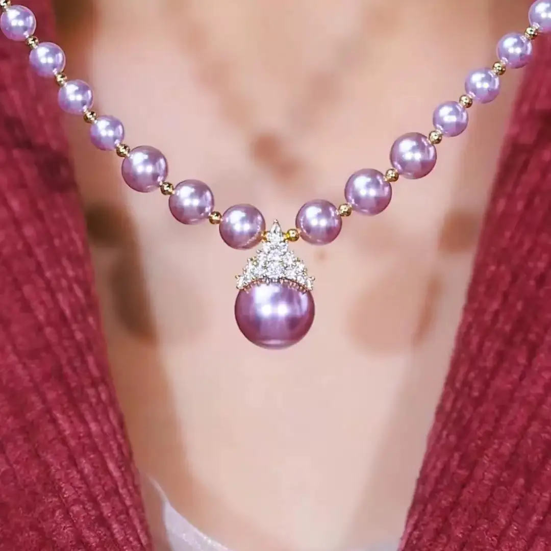 French Luxury Pearl Crown Necklace with Gold Accents — feature 9