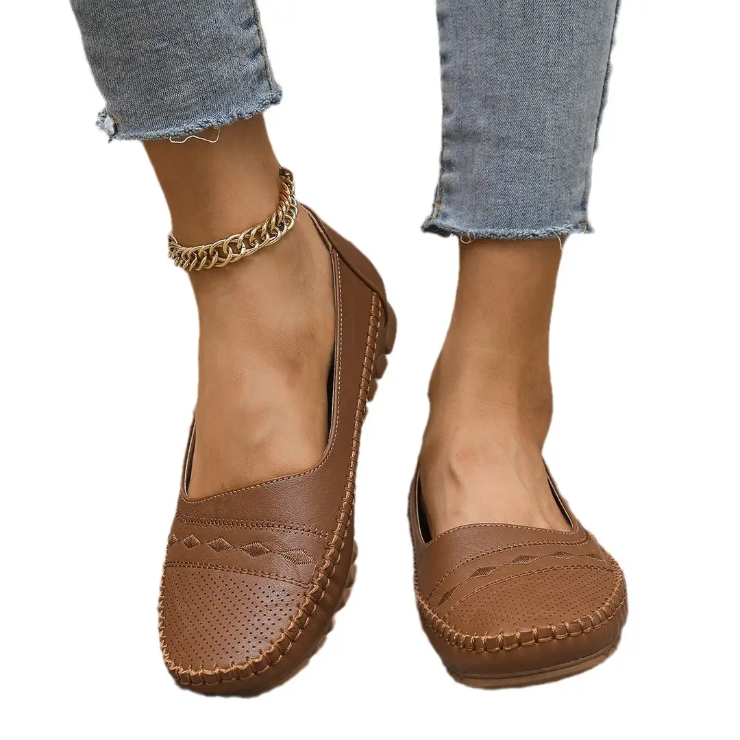 Large Size New Foreign Trade Stitching Laser Women's Flats Loafers Foreign Trade Cross-Border E-Commerce Supply Retro - Image 5