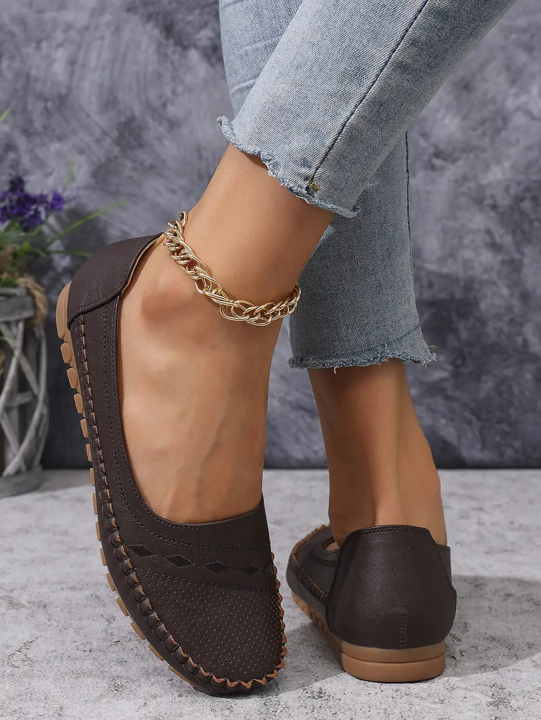 Large Size New Foreign Trade Stitching Laser Women's Flats Loafers Foreign Trade Cross-Border E-Commerce Supply Retro — feature 12