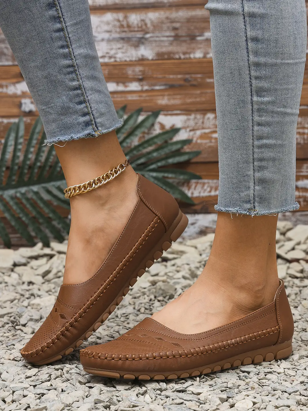 Large Size New Foreign Trade Stitching Laser Women's Flats Loafers Foreign Trade Cross-Border E-Commerce Supply Retro — feature 16