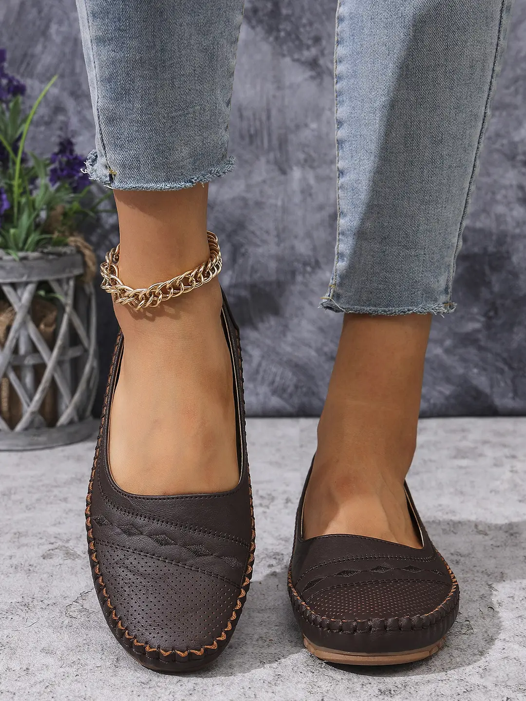 Large Size New Foreign Trade Stitching Laser Women's Flats Loafers Foreign Trade Cross-Border E-Commerce Supply Retro — feature 8