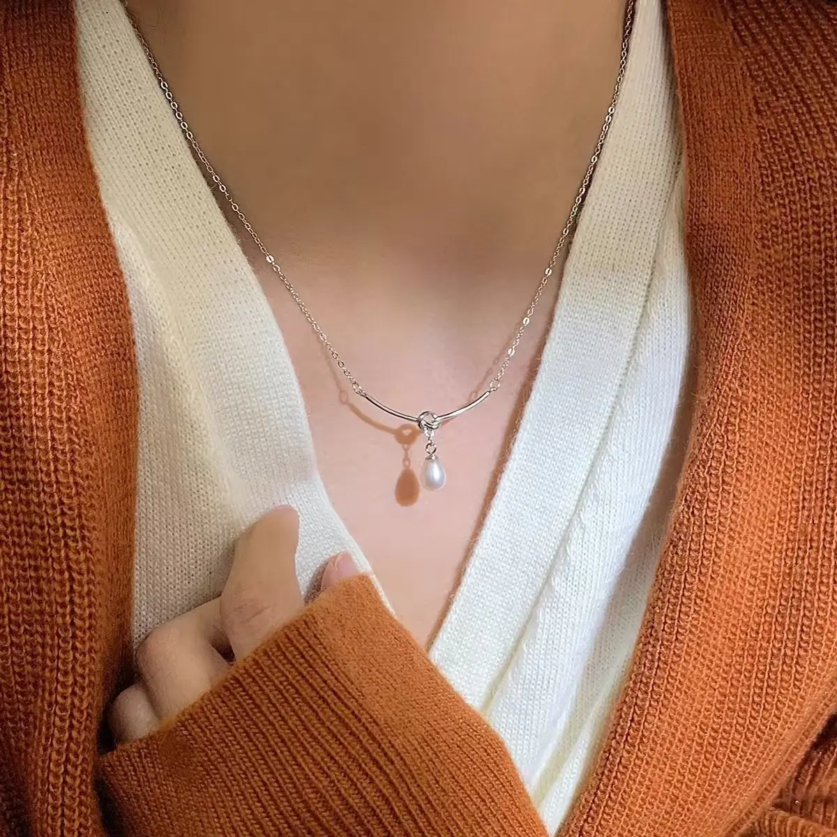 Double Layer Butterfly Necklace Women's Light Luxury Collarbone Chain - Image 6