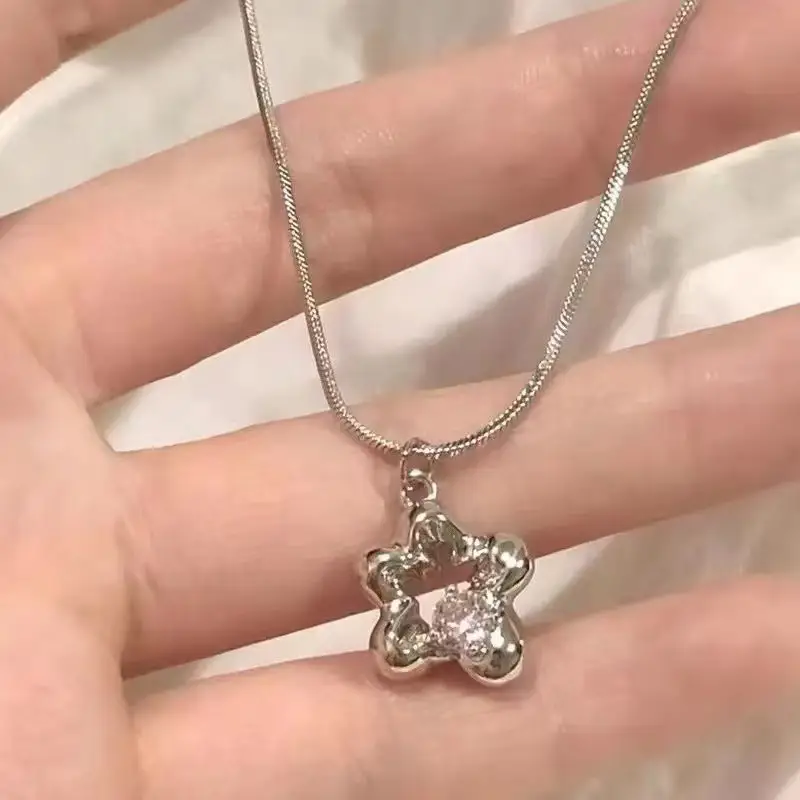 Double Layer Butterfly Necklace Women's Light Luxury Collarbone Chain - Image 9