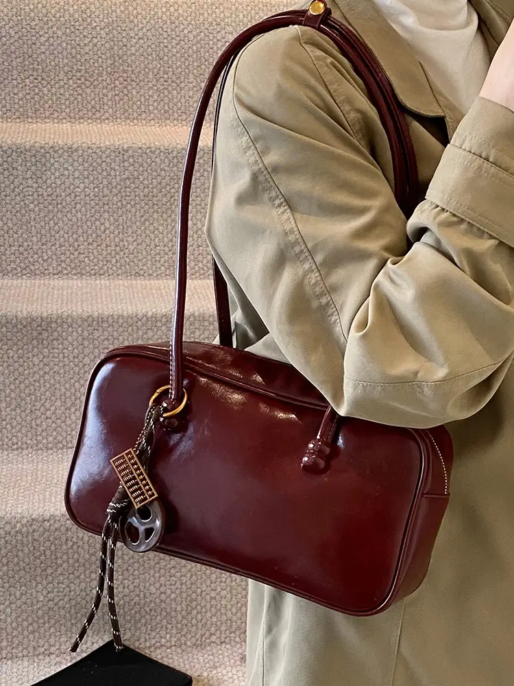 Women's Retro Boston Bag Oil Wax Leather Shoulder Commuter