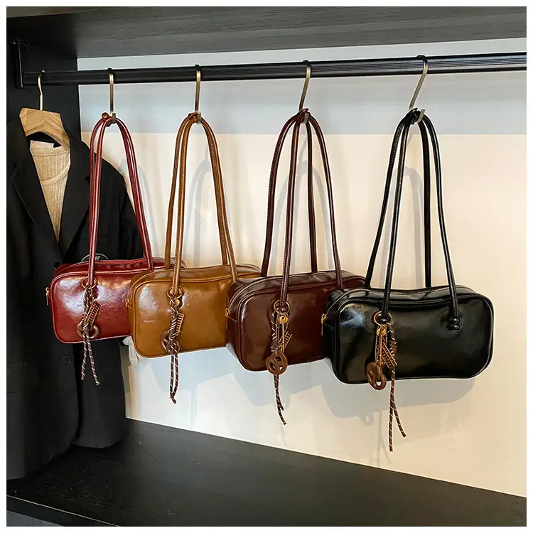 Women's Retro Boston Bag Oil Wax Leather Shoulder Commuter — feature 12