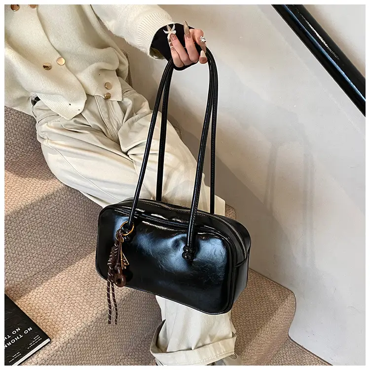 Women's Retro Boston Bag Oil Wax Leather Shoulder Commuter — feature 24