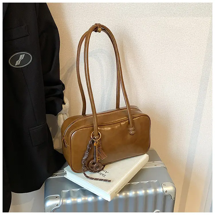 Women's Retro Boston Bag Oil Wax Leather Shoulder Commuter — feature 33