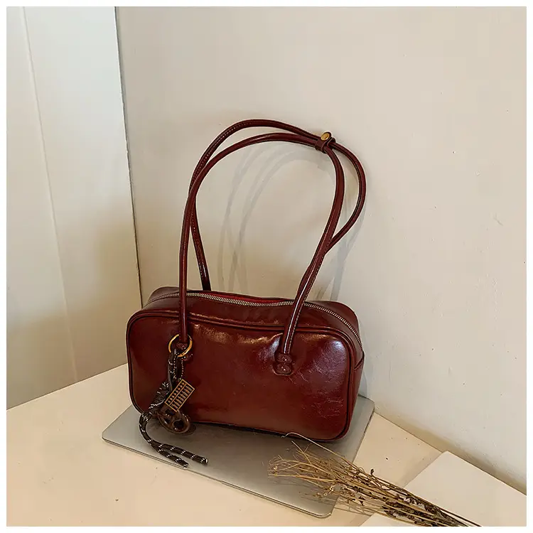 Women's Retro Boston Bag Oil Wax Leather Shoulder Commuter — feature 37