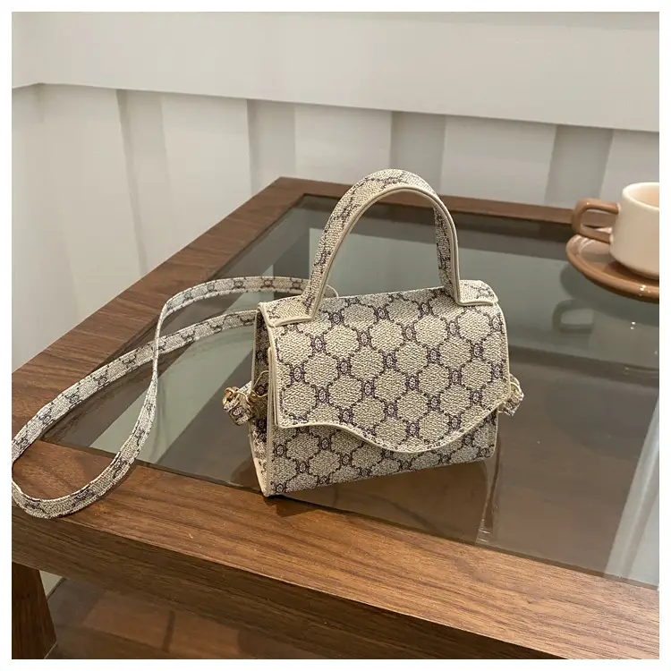 Women's Retro Crossbody Bag Small 2024 - Image 4