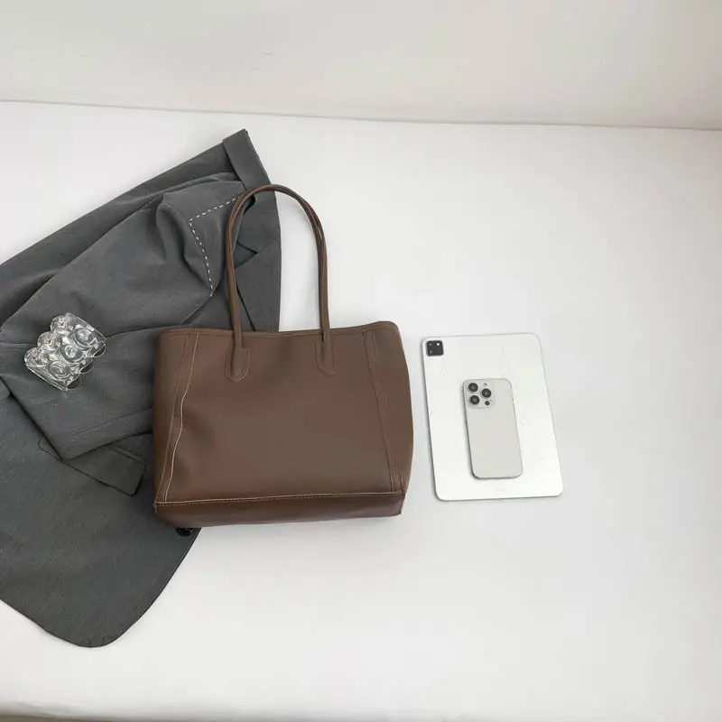 Women's Large Capacity Shoulder Bag Solid Color - Image 7