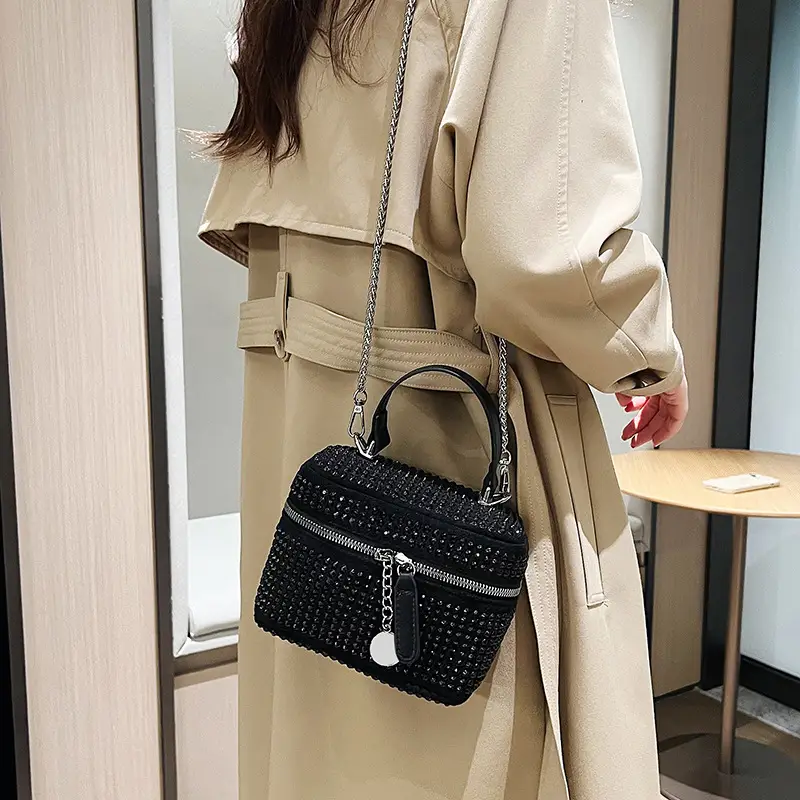 Women's Full Diamond Pearl Crossbody Bag Black 2024 - Image 4