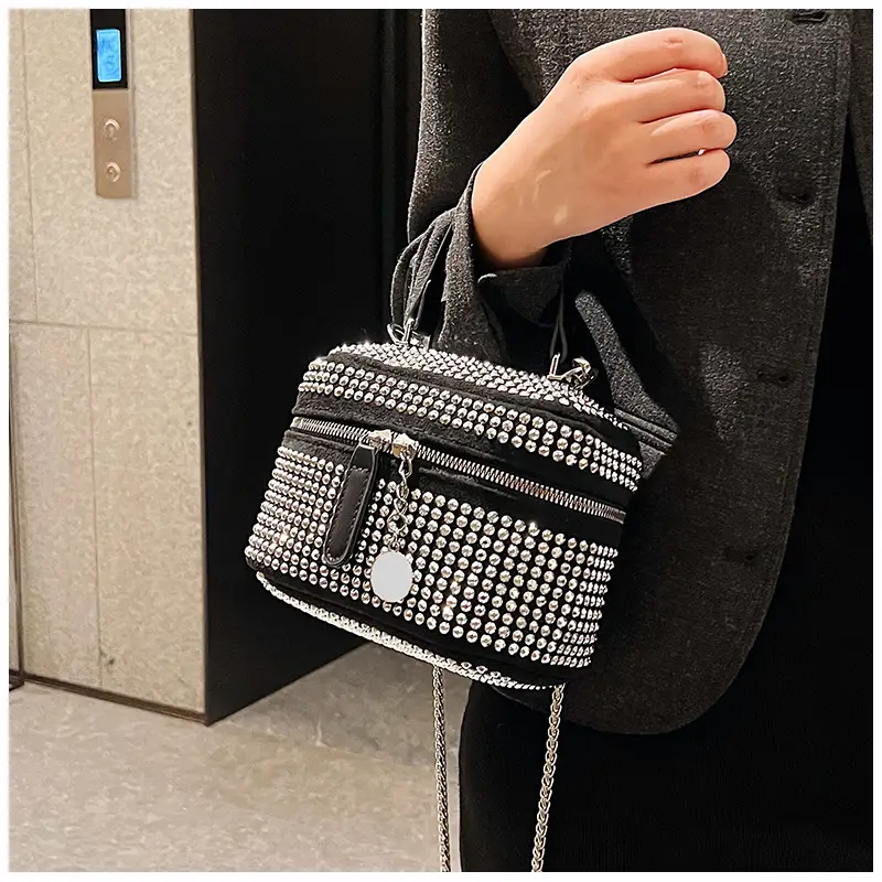 Women's Full Diamond Pearl Crossbody Bag Black 2024 — feature 16