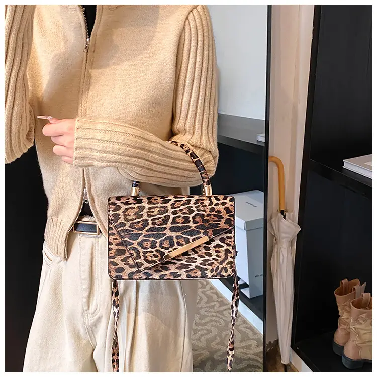 Leopard Print Women's Shoulder Bag 2024 Autumn Winter — feature 10
