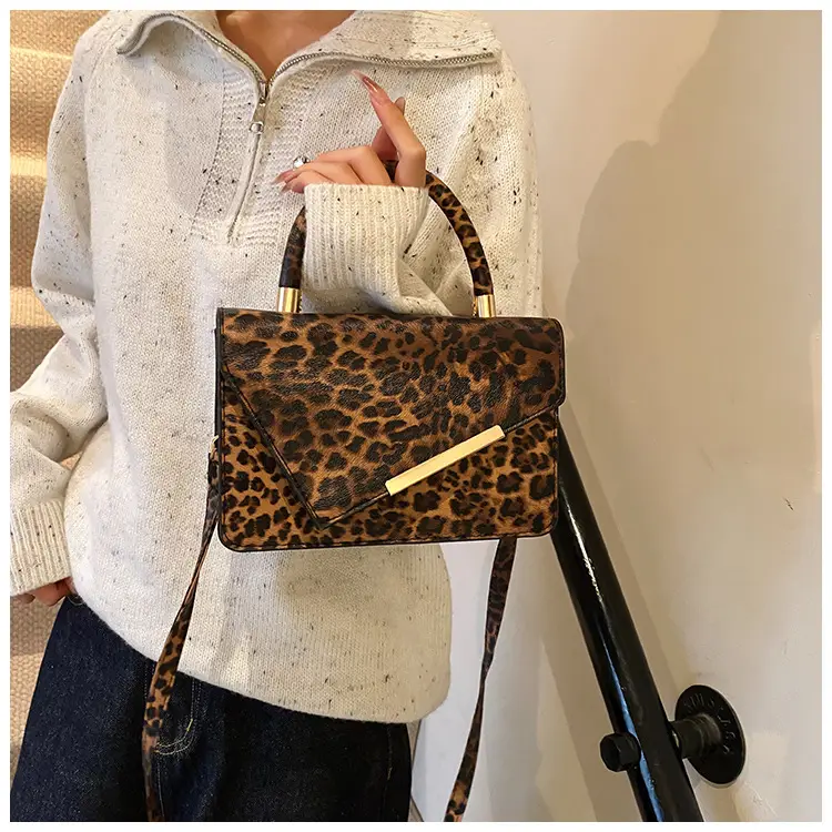 Leopard Print Women's Shoulder Bag 2024 Autumn Winter — feature 13
