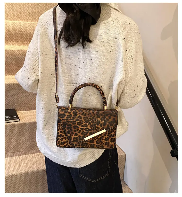 Leopard Print Women's Shoulder Bag 2024 Autumn Winter — feature 2