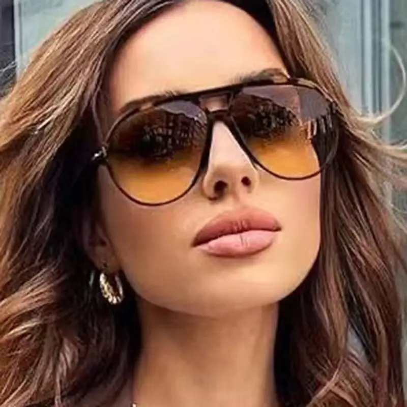 Aviator Sunglasses Black Mirror 2025 Women — feature 4