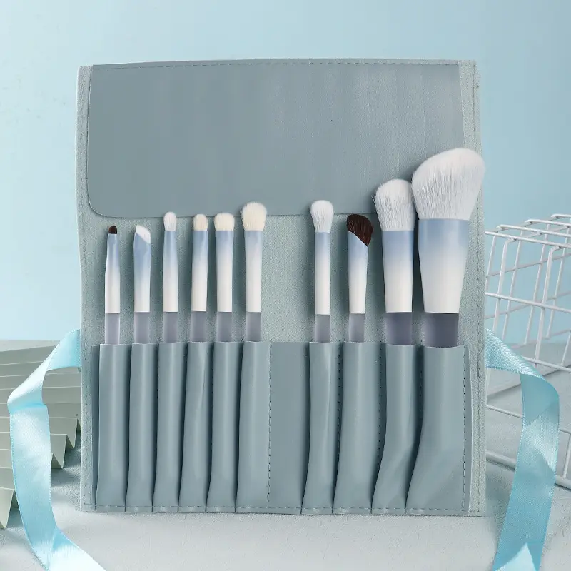 10-Piece Gradient Crystal Makeup Brush Set - Image 3