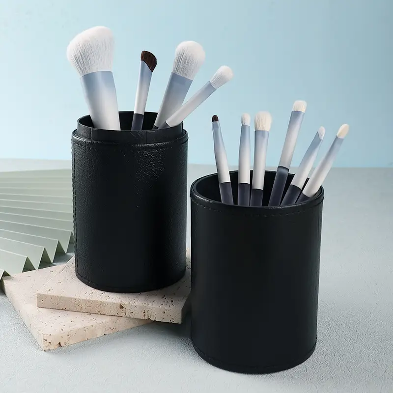 10-Piece Gradient Crystal Makeup Brush Set - Image 7