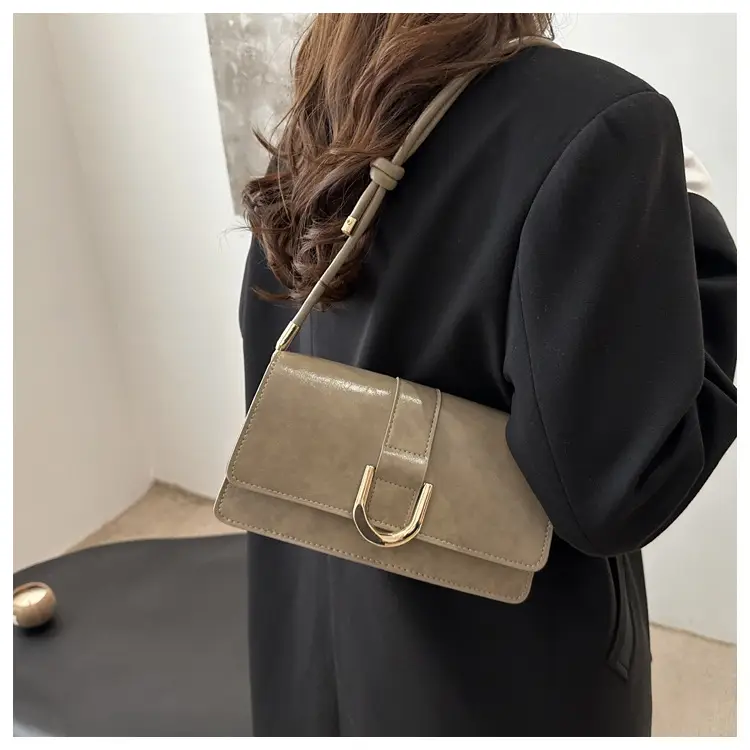 White French Niche Shoulder Bag for Women 2024 — feature 12