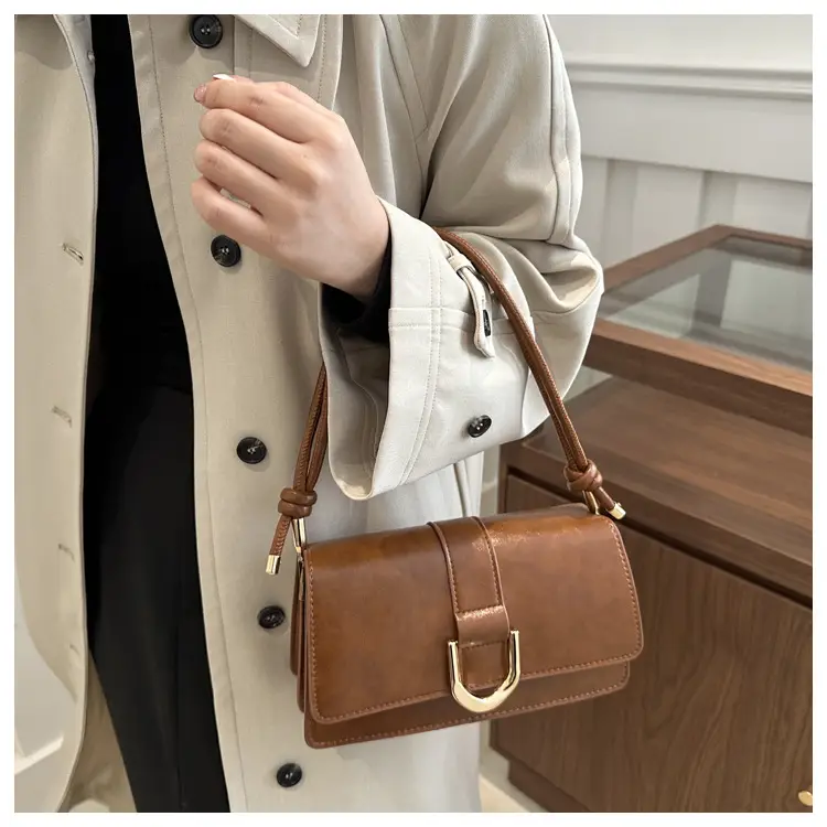 White French Niche Shoulder Bag for Women 2024 — feature 13