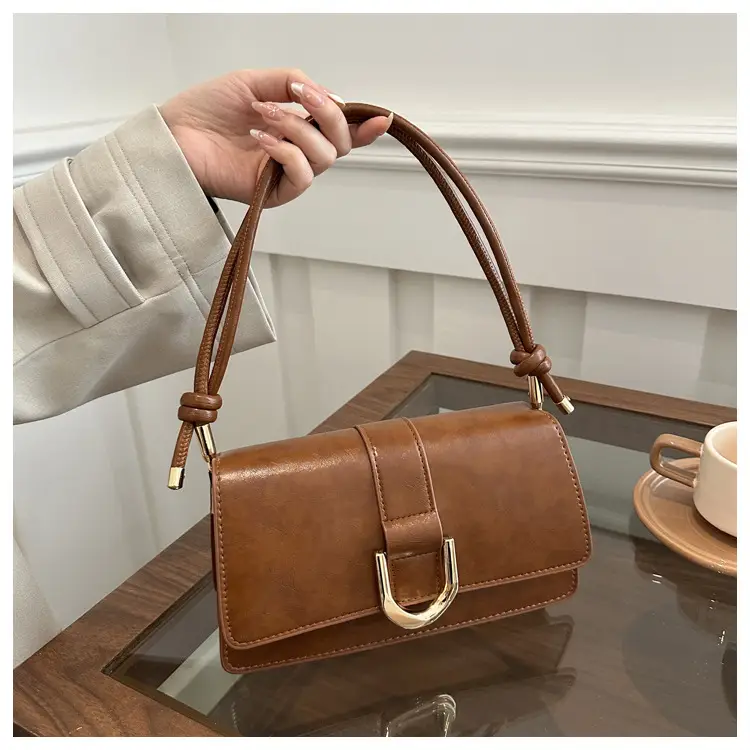 White French Niche Shoulder Bag for Women 2024 — feature 14
