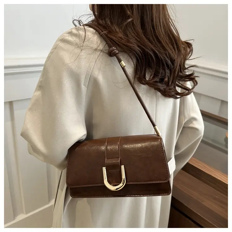 White French Niche Shoulder Bag for Women 2024 — feature 8