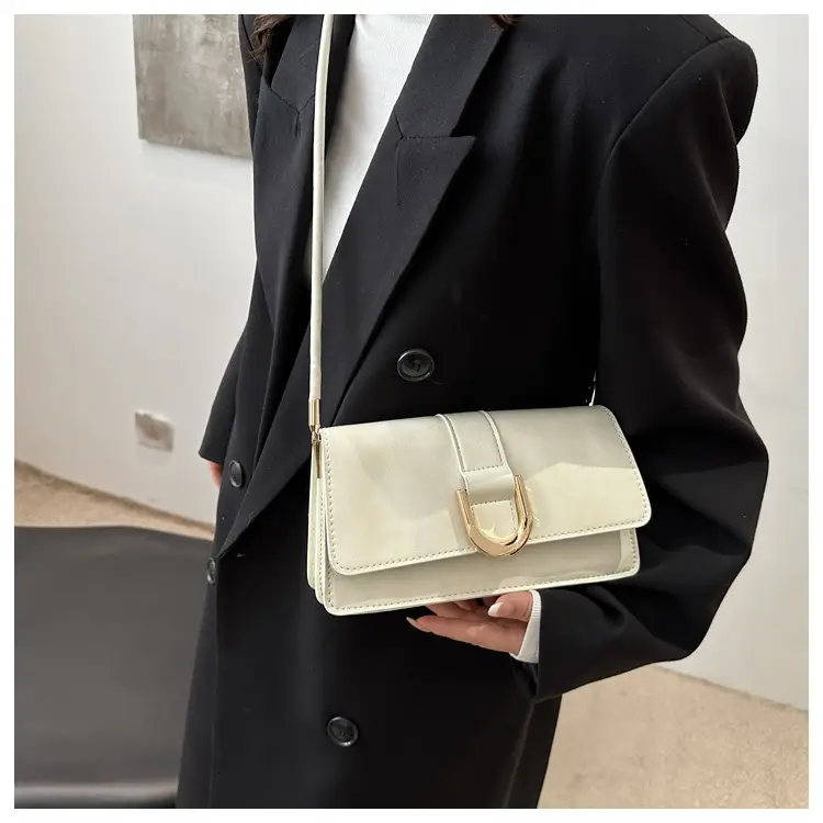 White French Niche Shoulder Bag for Women 2024 — feature 9