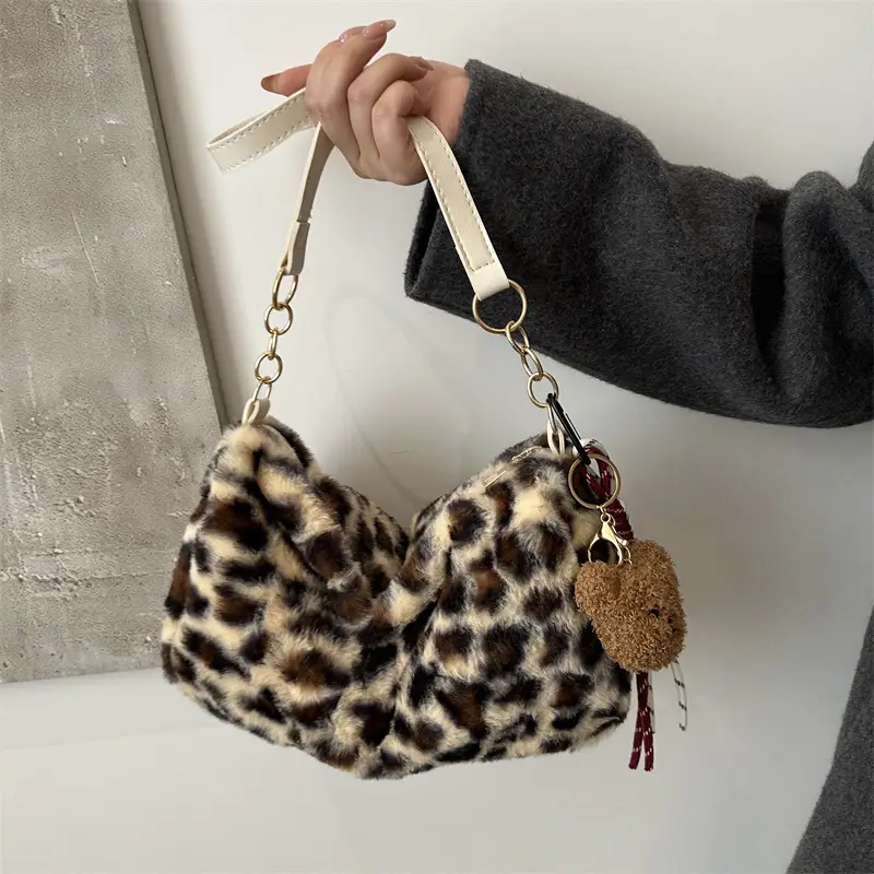 2024 New Leopard Print Fleece Shoulder Bag Women - Image 6
