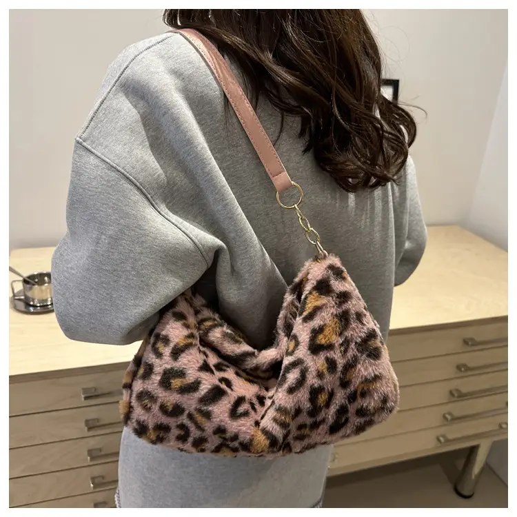 2024 New Leopard Print Fleece Shoulder Bag Women — feature 18