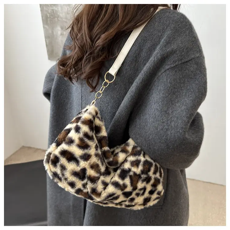 2024 New Leopard Print Fleece Shoulder Bag Women — feature 8
