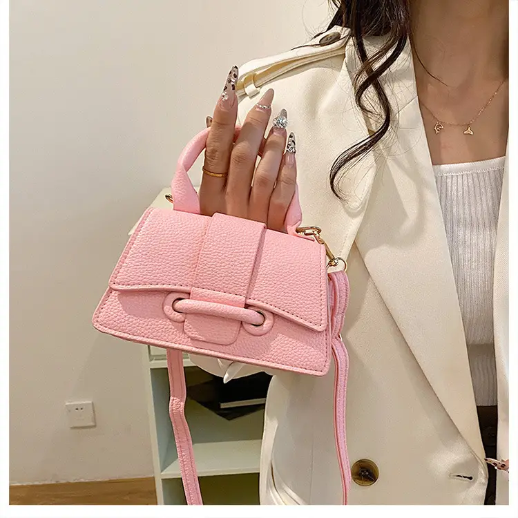 White Korean Style Shoulder Crossbody Bag 2024 — feature 37