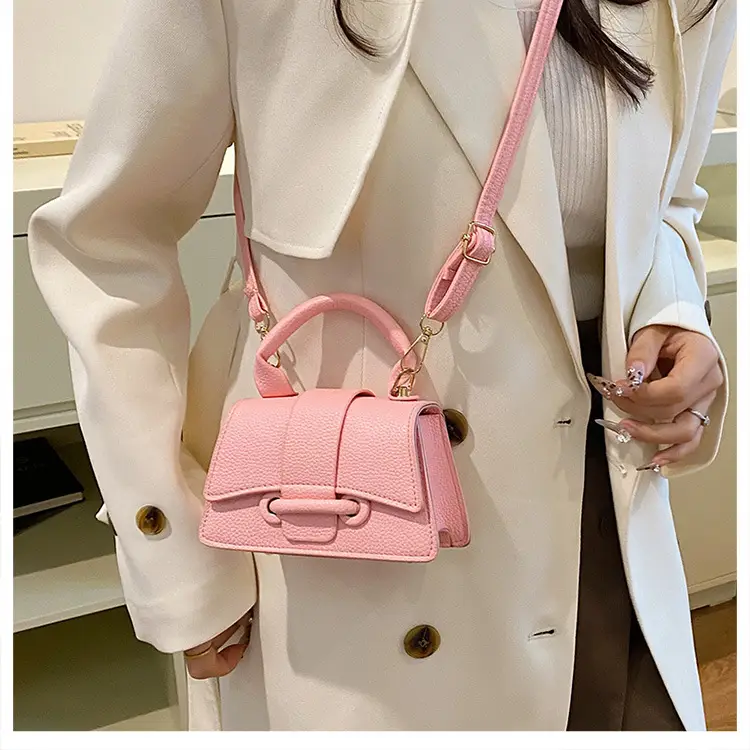 White Korean Style Shoulder Crossbody Bag 2024 — feature 38