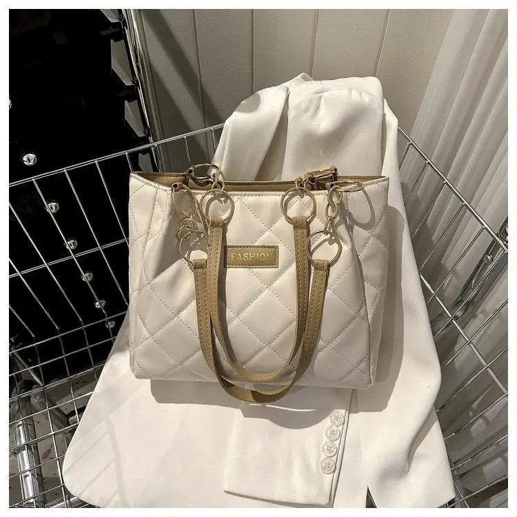 Black Quilted Tote Bag with Gold Chain for Women — feature 28