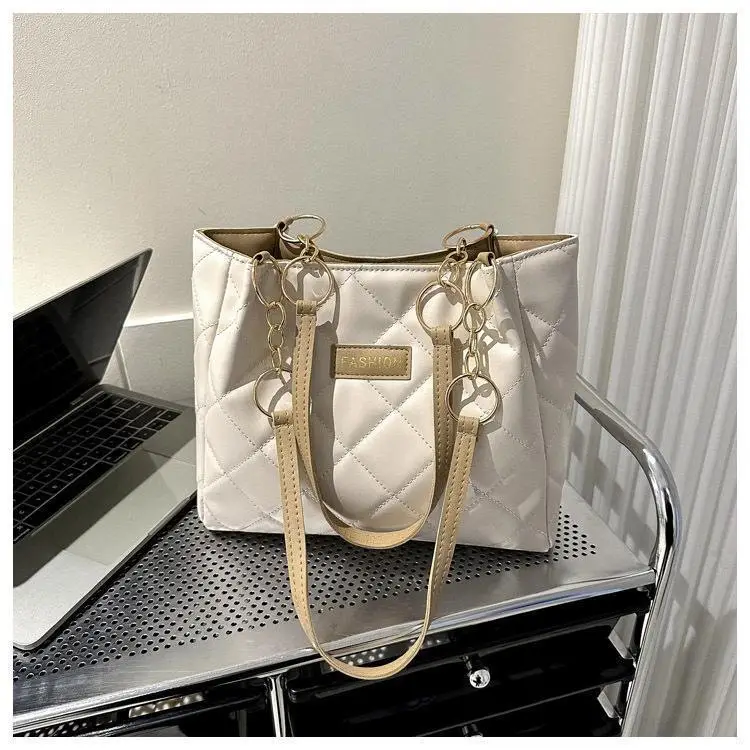Black Quilted Tote Bag with Gold Chain for Women — feature 29