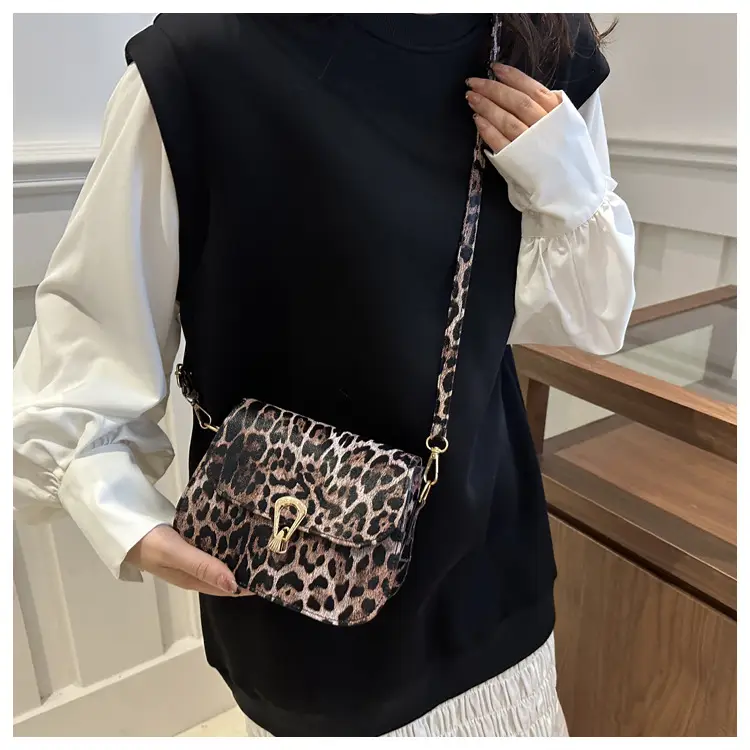 Leopard Print Women's Crossbody Bag 2024 — feature 16