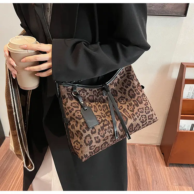 Leopard Print Shoulder Crossbody Bag Women 2024 — feature 17