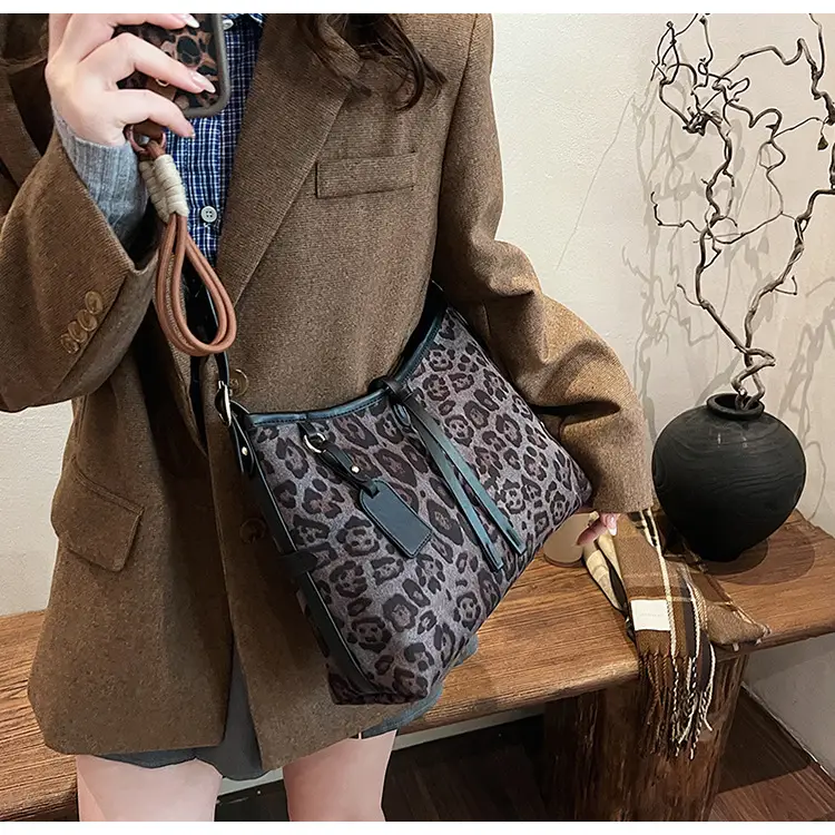 Leopard Print Shoulder Crossbody Bag Women 2024 — feature 21
